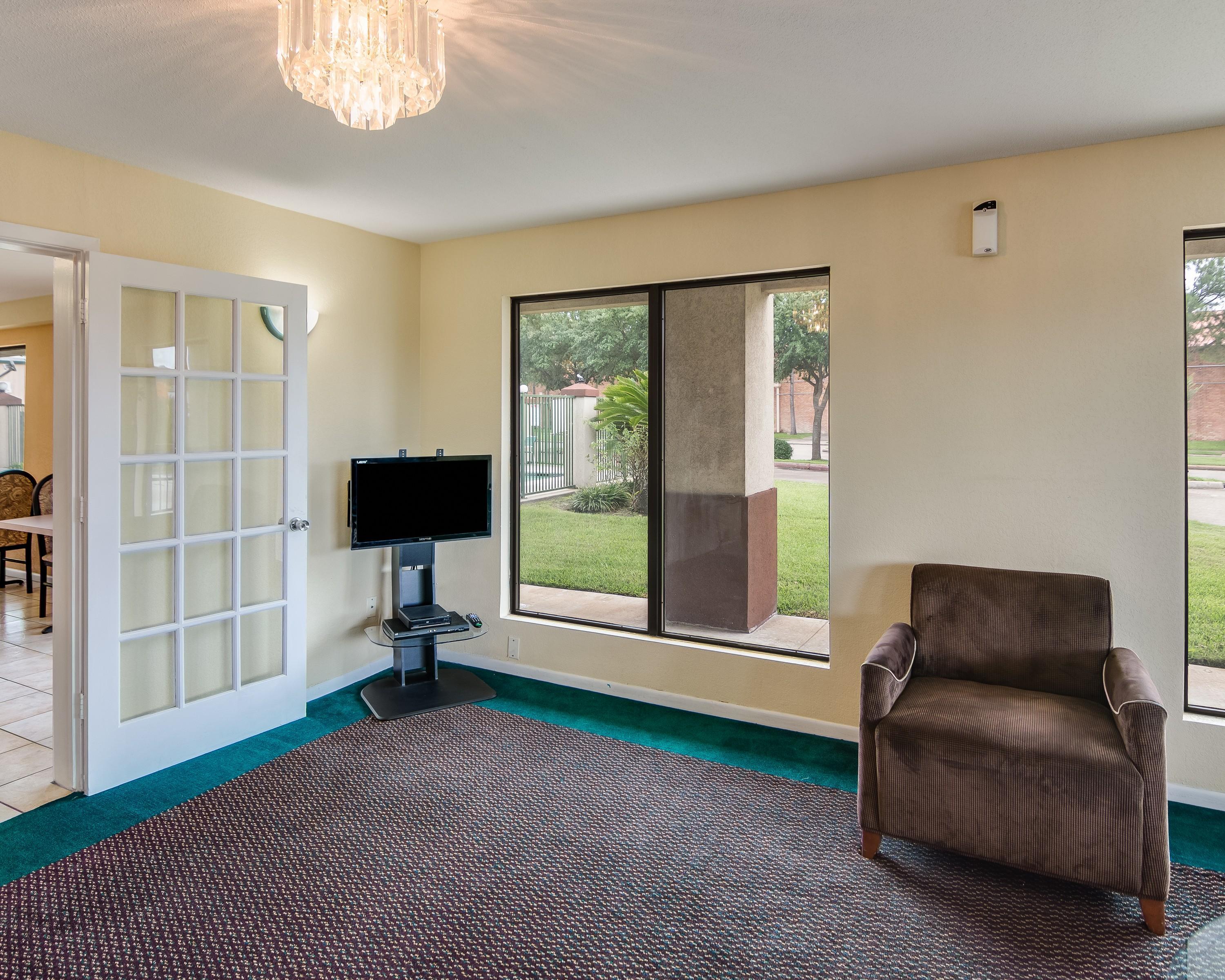 Rodeway Inn & Suites Hwy 290 Nw Houston Exterior foto