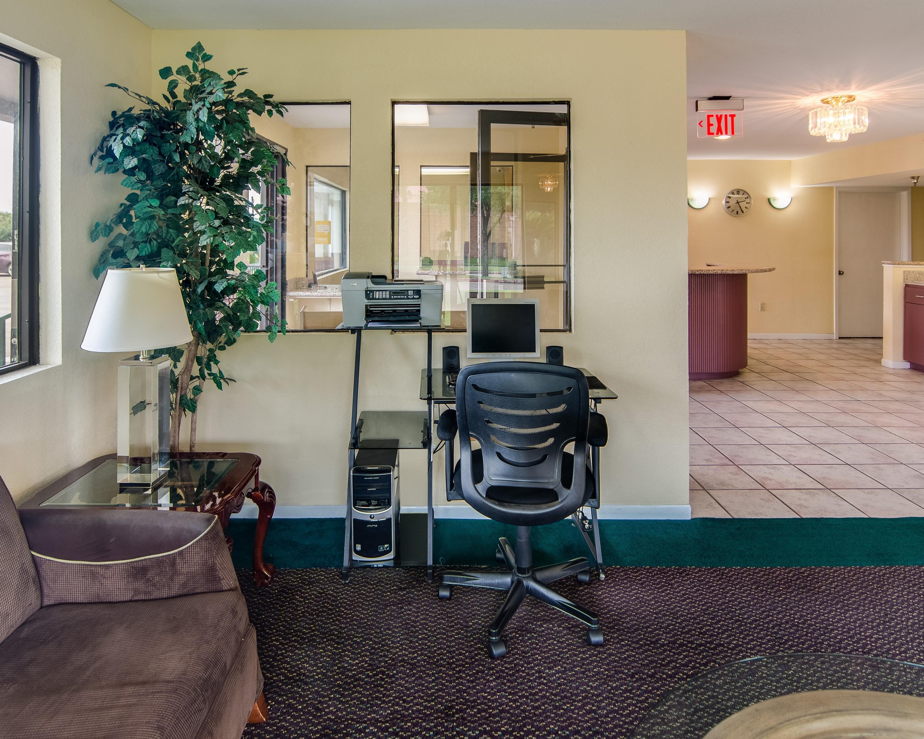 Rodeway Inn & Suites Hwy 290 Nw Houston Exterior foto